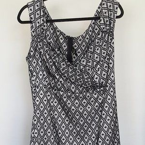ROCK STEADY Dress Sz 3X NWT Sleeveless Lined Zip Back Black & White Geometric